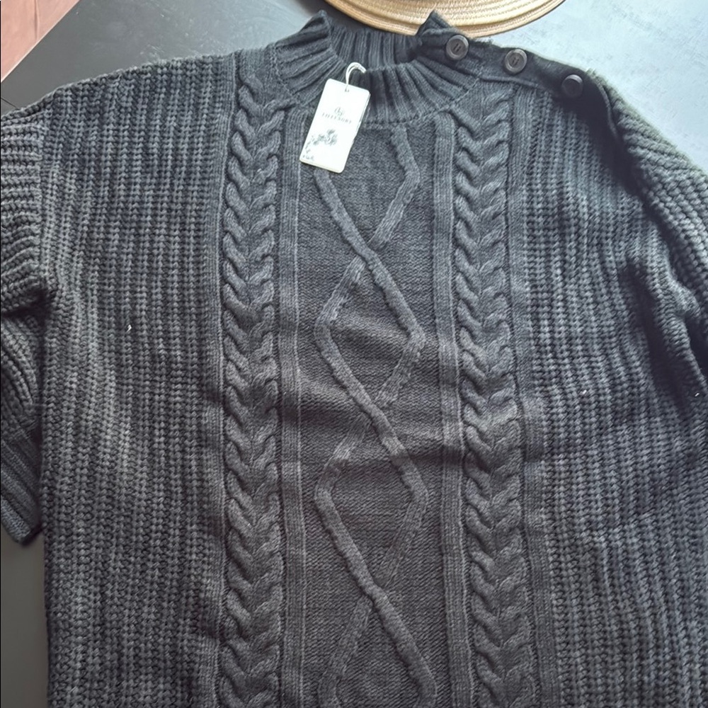 Crewneck Cable Knit Sweater Dress with 3 Button Shoulder - L *NEVER WORN*